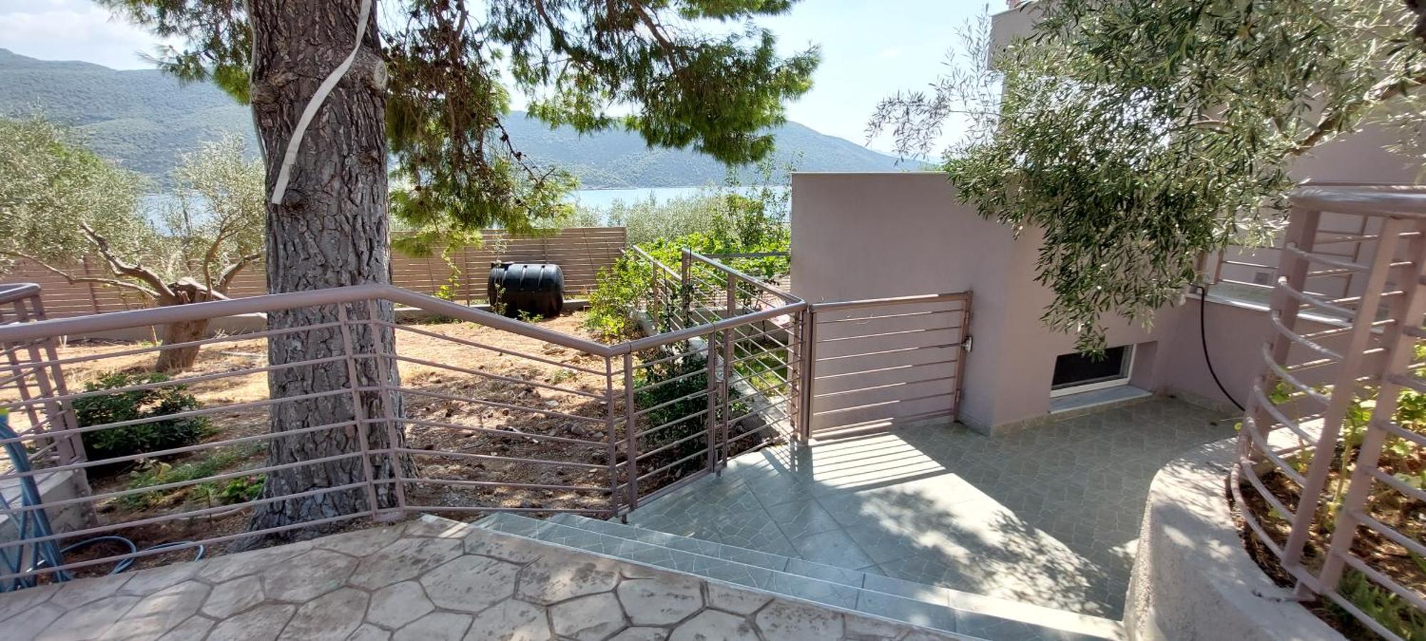 Guesthouse Aggelos Porto Germeno Luaran gambar